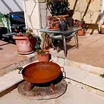 Δωμάτια σε οικογενειακή κατοικία Sunset Boutique